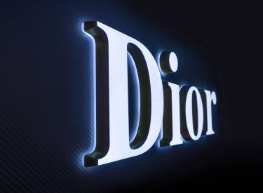 Dior_Side